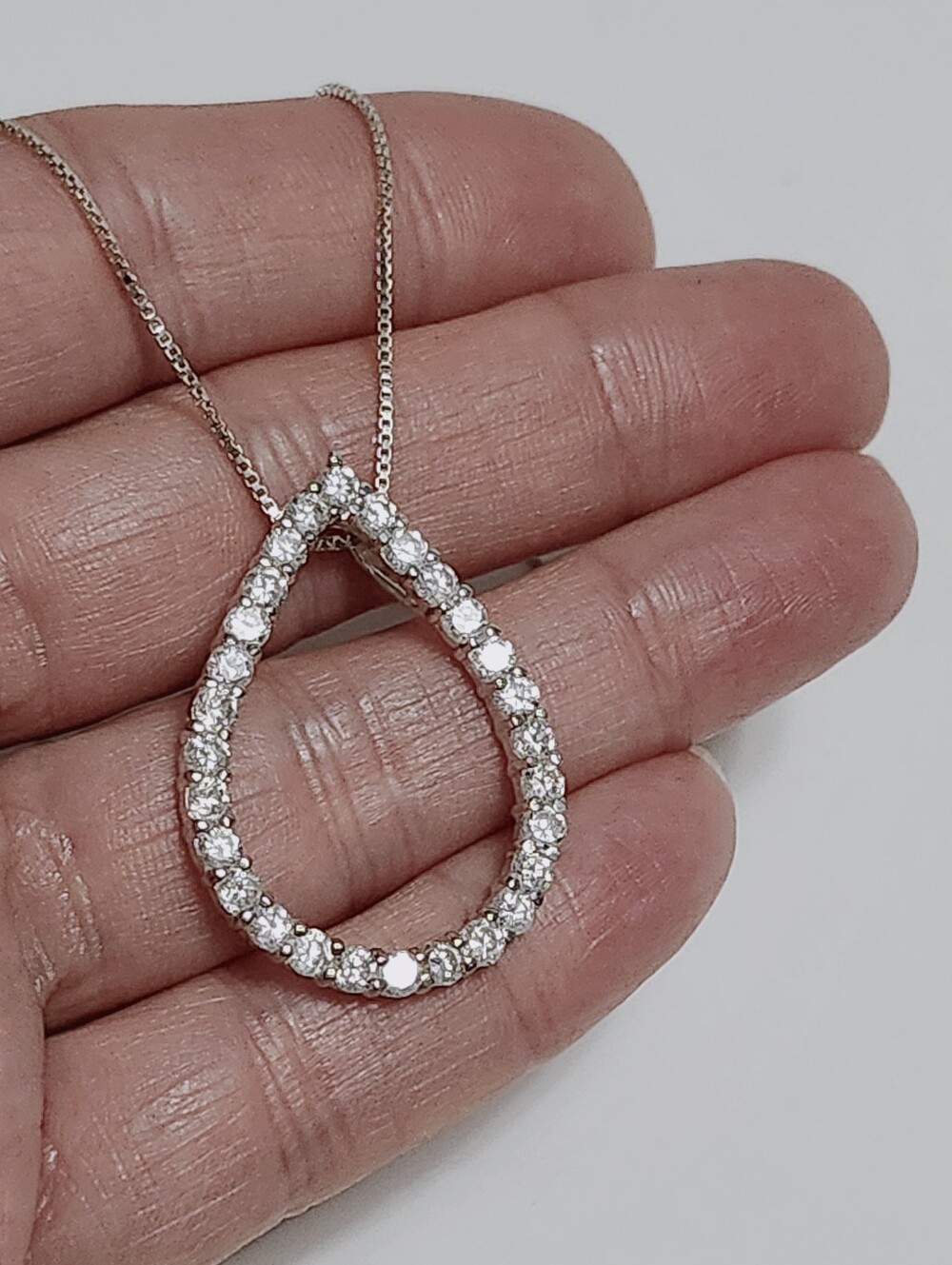 Silver Teardrop Pendant & Chain Necklace 18" - Picture 3 of 8